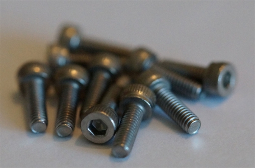Picture of 10 x 2.5mm x 8mm long Stainless Socket Head